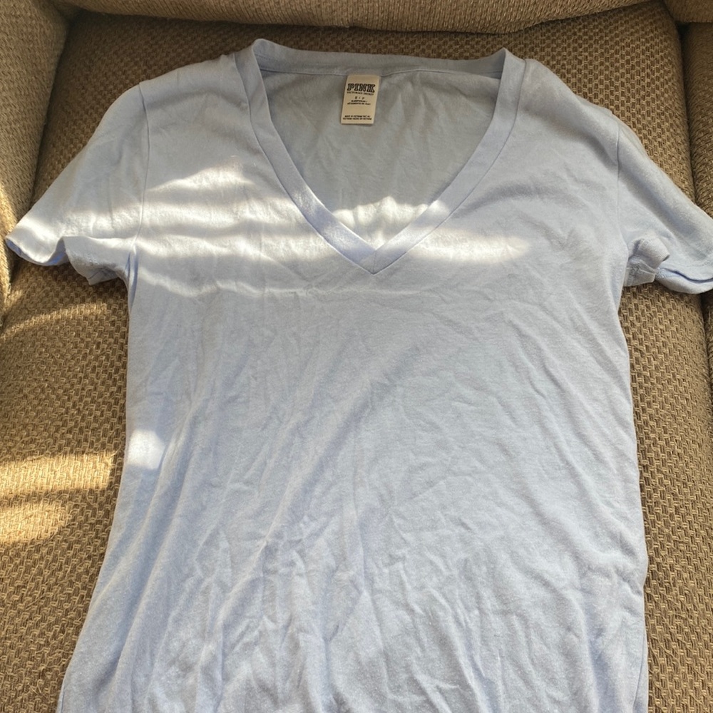 VS Pink t-shirt